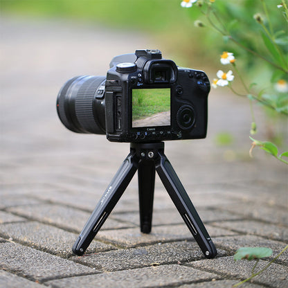 Compatible with Apple Mobile phone metal mini tripod